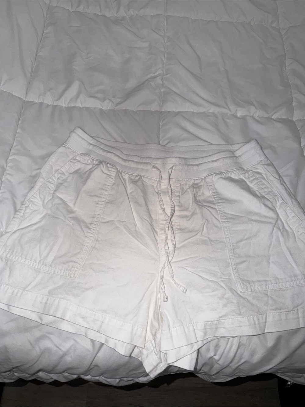 GAP White Women's Drawstring Athletic Shorts